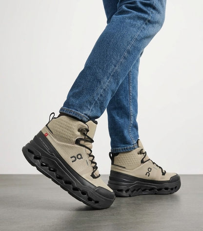 BOTA ON CLOUD ON7